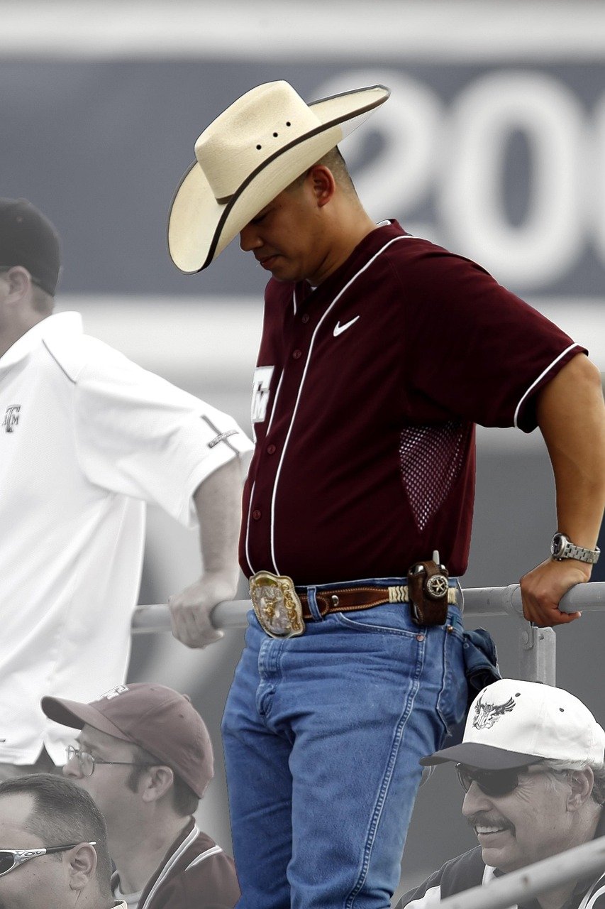 supporters-1 Football : Les supporters strasbourgeois en émoi face au manque de considération pour leur cathédrale par l'OM