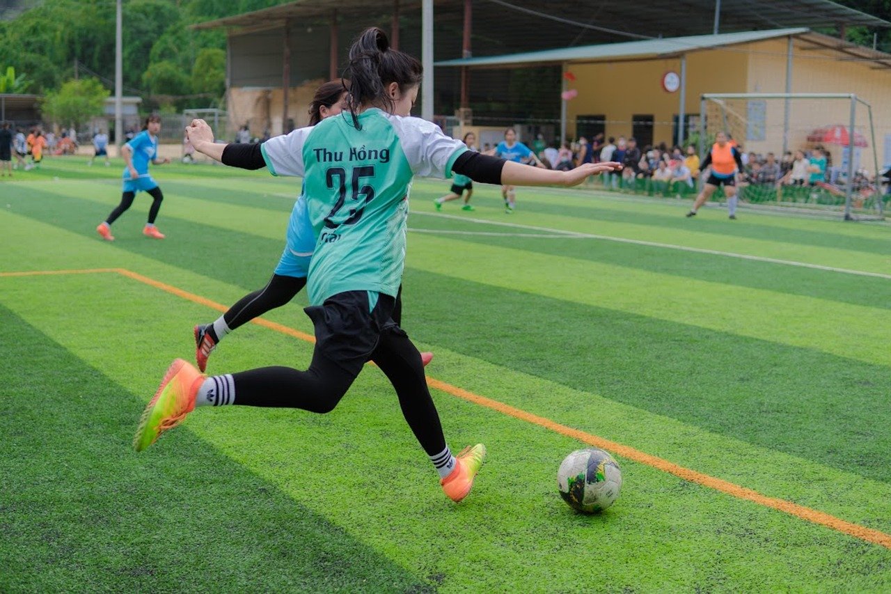 womens-football-2 Football féminin : Adieu aux shorts blancs dans les clubs !