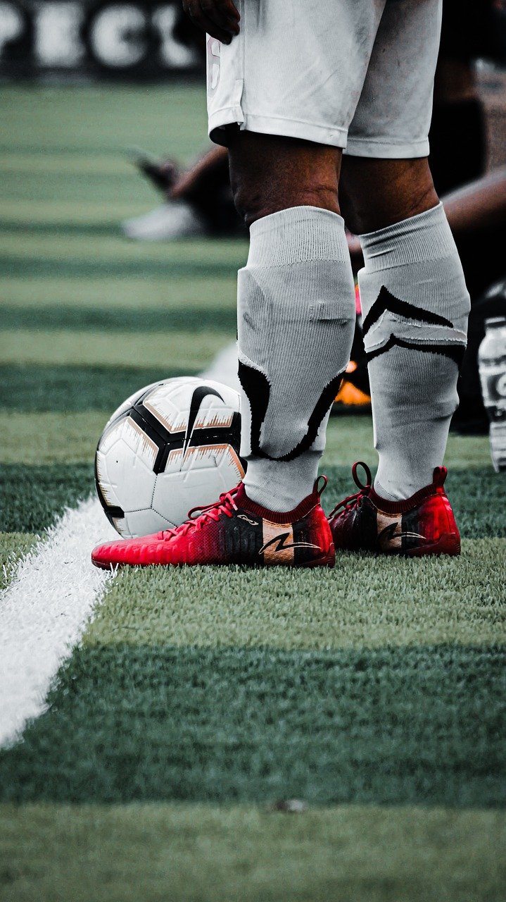 football-player-controversy-1 Football : Un joueur célèbre dénonce fermement une crèche de Noël prônant le "mélange inclusif" et s'inquiète d'un déclin des valeurs