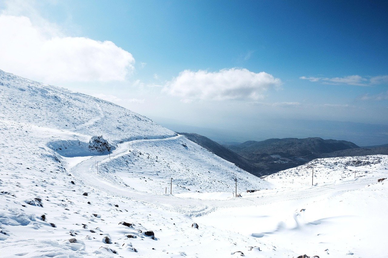 découvrez la syrie, un pays riche en histoire, culture et paysages fascinants, au cœur du moyen-orient.