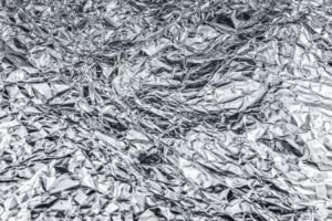 analyse des impacts fiscaux des dispositions financières liées à l'aluminium pour l'année 2025 : perspectives et prévisions économiques.
