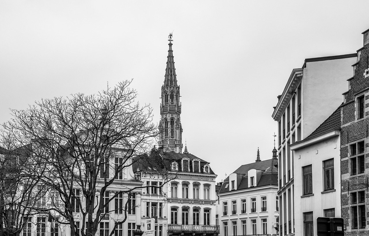 far-right-town-hall-decision-1 Vierzon : la mairie d'extrême droite décide de ne pas célébrer l'abolition de l'esclavage du 10 mai