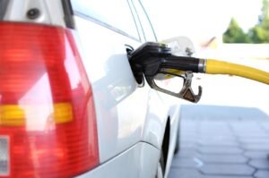 découvrez des conseils pratiques pour économiser du carburant, réduire vos dépenses et adopter une conduite plus écologique.