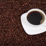 découvrez les meilleures habitudes matinales autour du café pour bien commencer votre journée avec énergie et plaisir.
