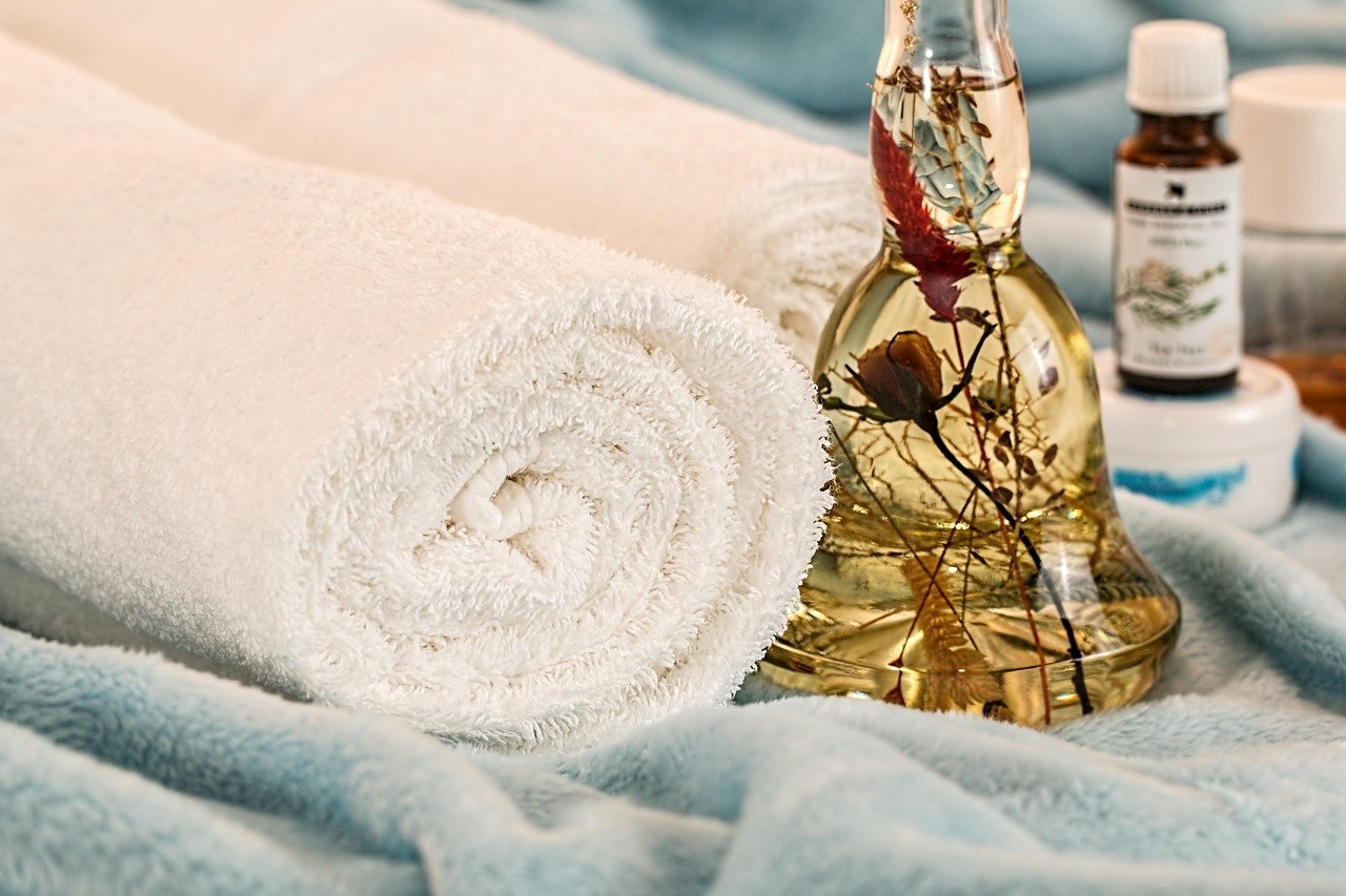découvrez nos conseils et produits essentiels pour une routine skincare efficace et une peau éclatante de santé.