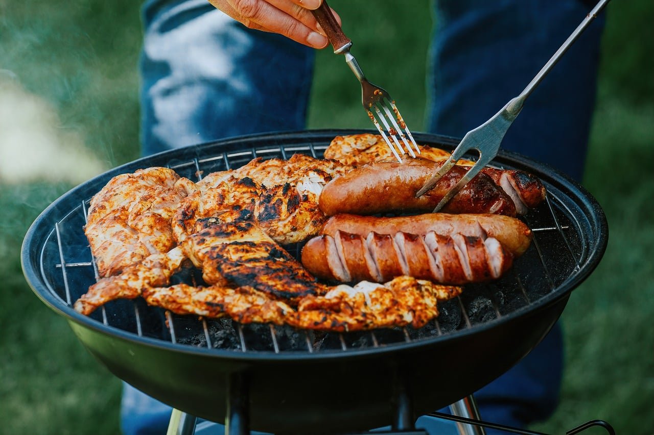découvrez les réglementations essentielles sur l'utilisation des barbecues pour garantir votre sécurité et respecter les normes locales.