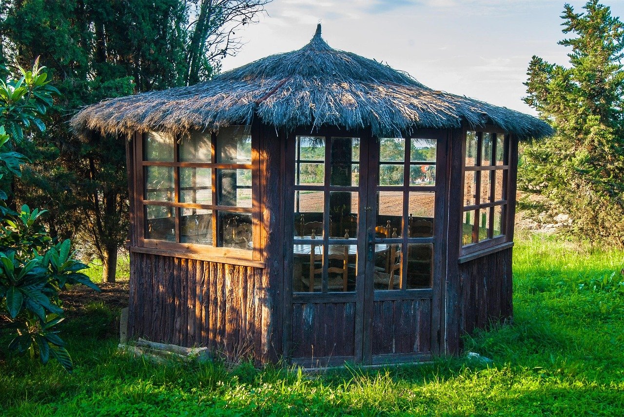 découvrez nos pergolas bioclimatiques alliant design moderne et confort optimal, pour profiter pleinement de votre extérieur en toutes saisons.
