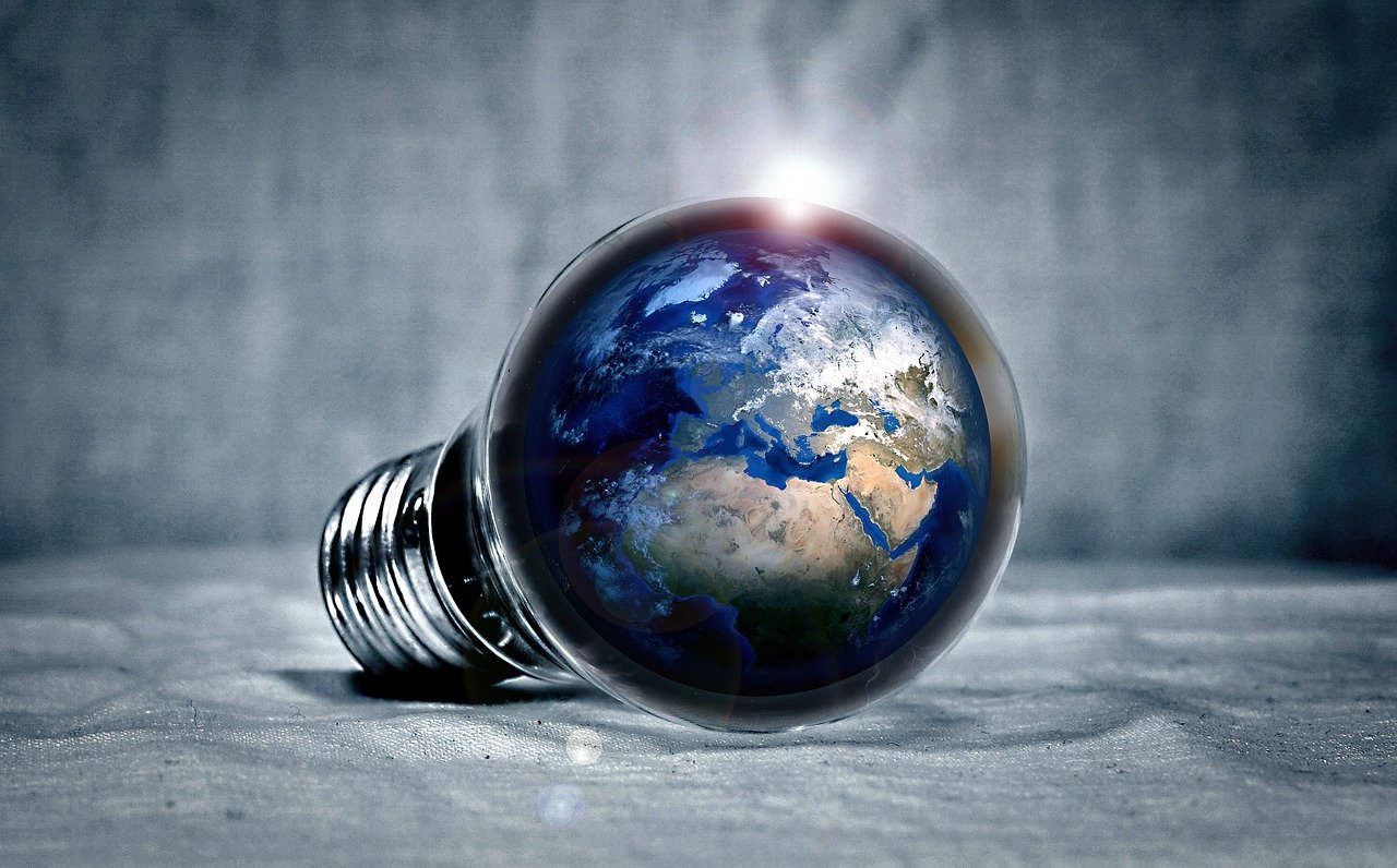 energy-transition-1 La transition énergétique : vers une diminution progressive des recettes fiscales liées à l’énergie