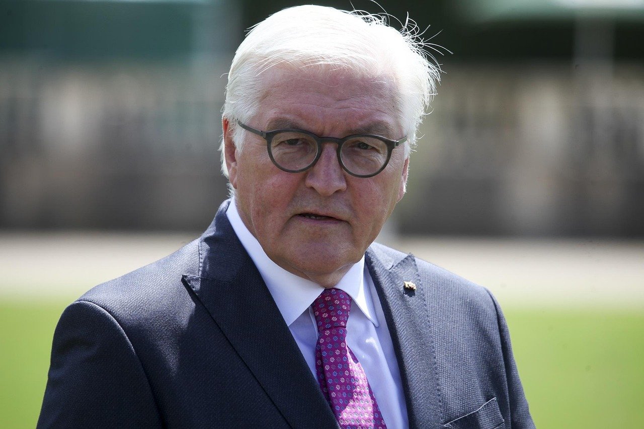 découvrez le rôle et les responsabilités du président de la fédération italienne de football, son impact sur le football en italie et ses initiatives pour promouvoir ce sport.