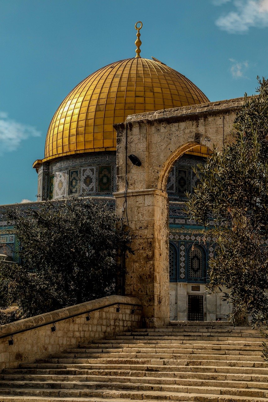 middle-east-conflict-10 Conflit au Moyen-Orient : Tensions autour du détroit d'Ormuz et du nucléaire, Israël relance ses frappes au Liban