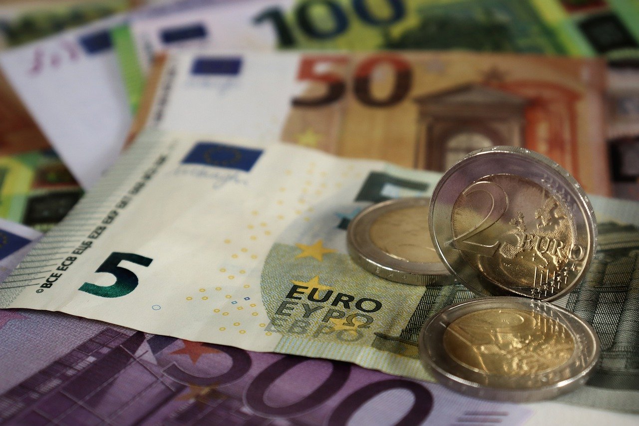 découvrez comment optimiser votre patrimoine de retraité en europe grâce à des stratégies d'investissement adaptées et une gestion financière efficace.