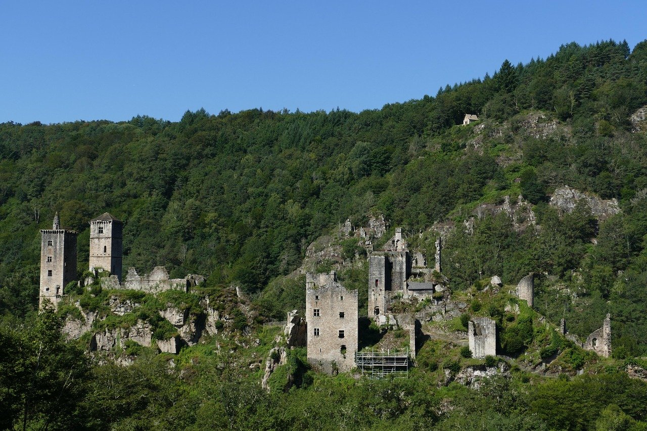 tour-de-france-2 Tour de France : une neuvième étape écourtée à cause de la canicule, promettant une intensité décuplée